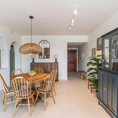Costalita With Pool, Reserved Garage Parking & Direct Access By Downtown Spain Estepona
