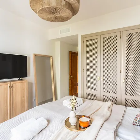 Costalita With Pool, Reserved Garage Parking & Direct Access By Downtown Spain
