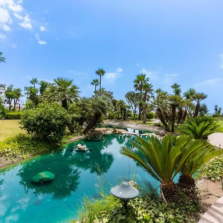 Costalita With Pool, Reserved Garage Parking & Direct Access By Downtown Spain *